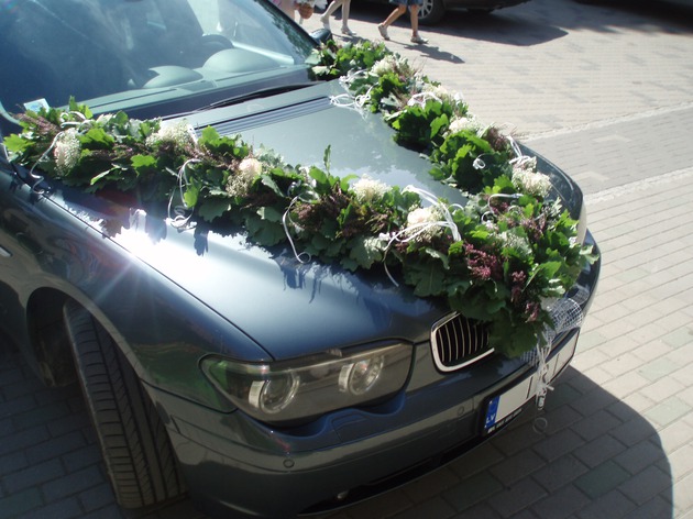 Automašīnu floristiska noformēšana, dekorešāna